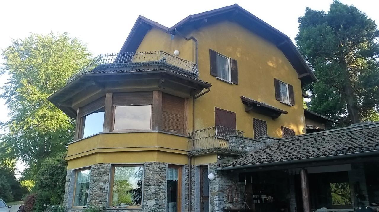 Bed and Breakfast Il Gelsomino à Gignese Extérieur photo